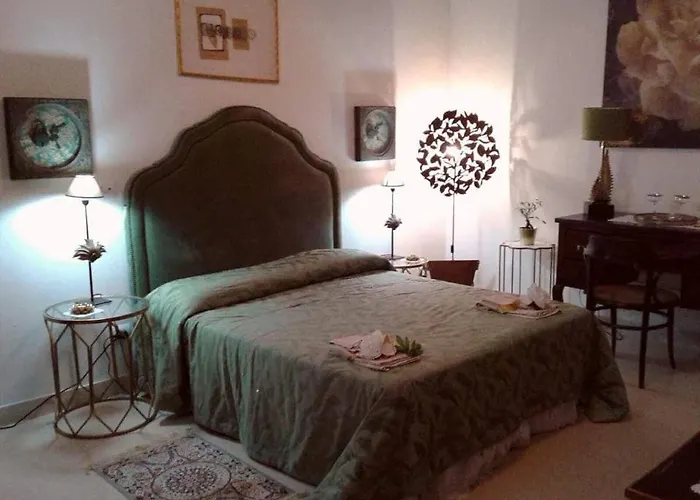 Luxury Olimpia Restaurant Panzió 4*