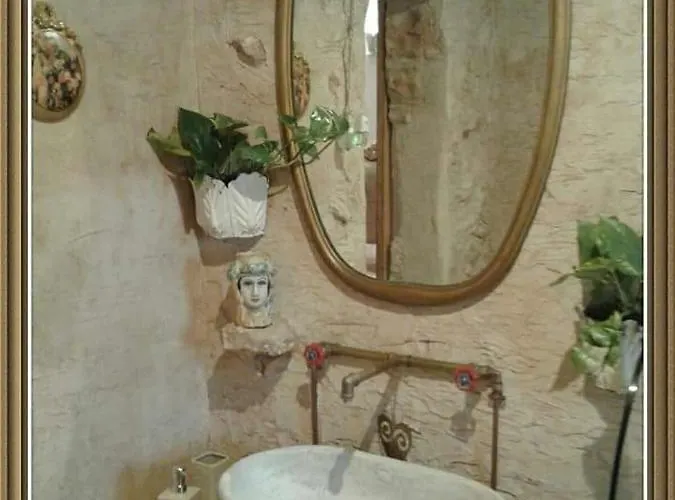 Luxury Olimpia Restaurant Panzió 4*