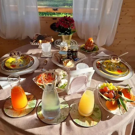 Luxury Olimpia Restaurant 2*