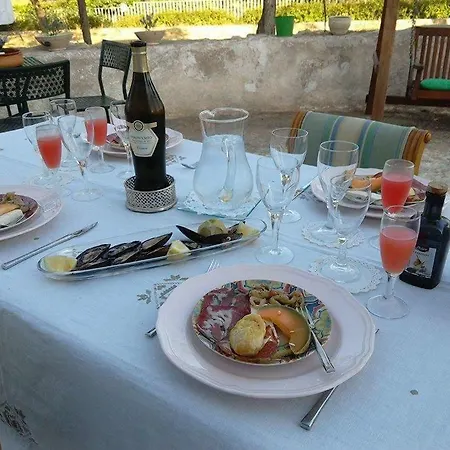 Luxury Olimpia Restaurant 2* Selva Di Fasano